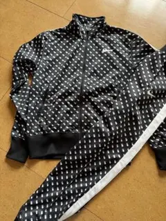 ジャージ セットアップ