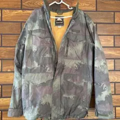BURTON 迷彩柄 ジャケット　USサイズＬ　美品✨