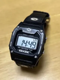 freestyle shark シャーククラシック ナイトヴィジョン　動作良好のサムネイル