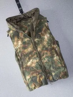 美品 唯一無二 サンプル品 タイダイ辛い ダウンベスト