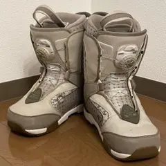 キスマーク【REFINED-L】 BOAシステム　スノーボード　ブーツ　24cm