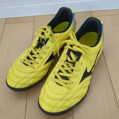 ミズノ サッカートレーニングシューズ モナルシーダネオ 24cm 美品　黄