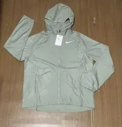 未使用　Nike ウィンドブレーカー Lサイズ 新品