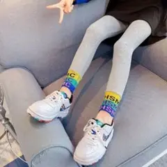 【新品未使用】裾英字デザインレギンス グレー110サイズ