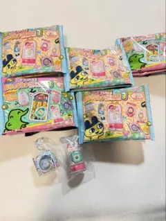 新品未開封　たまごっち　おかしなたまごボーロっち３　5個セット+キーホルダー２種