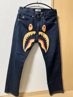 A Bathing Ape デニム アベイシングエイプA BATHING APE バックポケット刺繍デザインシンチ