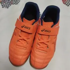 アシックス フットサルシューズ