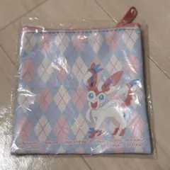 ポケモン　ニンフィアポーチ　カプセルトイ