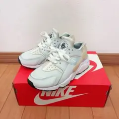 ★NIKE★AIR HUARACHE エアハラチ　白のサムネイル
