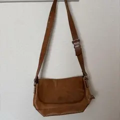 H1203 MANO FECE マノフェス/ホークカンパニー本革ショルダーバッグ