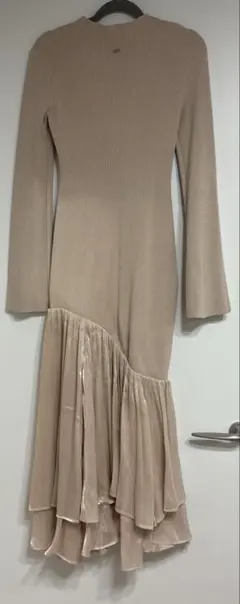 anuans ワンピース