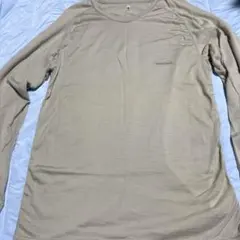 メリノウール アウトドアウェア