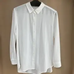 ユニクロ　白無地　長袖ブラウス　未使用　Mサイズ