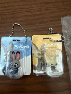 ズートピア フィギュア キーホルダー 2種セット　ガチャ