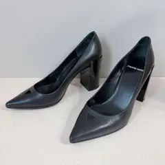 美品✨PIERRE HARDY パンプス ピンヒール バックジップ 黒 37.5 - メルカリ
