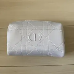 Dior ホワイト キルティング ポーチ