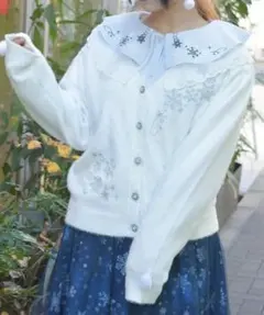新品未開封★axes femme スノーローズ刺繍カーディガン 雪の結晶