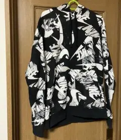 NIKE ナイキ プルオーバー パーカー ブラック 黒 総柄 刺繍ロゴ Lサイズ