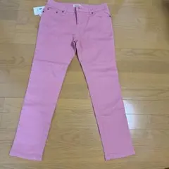 新品ピンクデニムパンツ ウエスト67cm ヒップ89cmのサムネイル