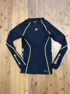 skins A200 コンプレッションウェア メンズMサイズ
