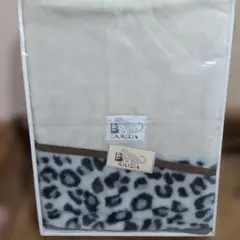 KRIZIAひざ掛け