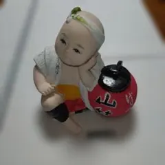 提灯を持つ子供の置物 陶器製 インテリア - メルカリ