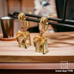 ヴィンテージ　イヤリング　ゴールド