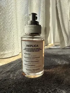 Maison Margiela REPLICA オンアデート 30ml 香水