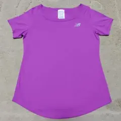 新品タグ付New Balance 半袖 Tシャツ Sサイズのサムネイル