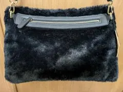 ブラックファークラッチバッグ