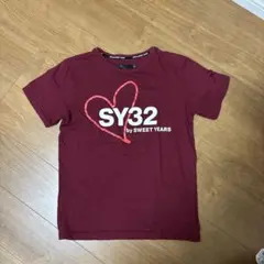 SY32 by SWEET YEARS バーガンディ Tシャツのサムネイル