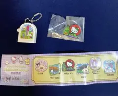 ガチャガチャ キティちゃん