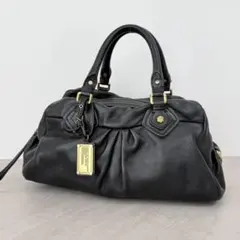 Marc by Marc Jacobs Classic Q Black