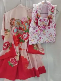 七五三 着物セット 女の子 箱あり 華やかな花柄 白青ピンク赤 髪飾り巾着御祝着 七五三 着物セット 女の子 箱あり 華やかな花柄 白青ピンク赤 髪飾り