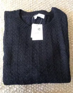 ブラッシュ糸タック柄ニットプルオーバー