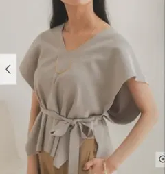 Vネックニット サマーニット ノースリーブのサムネイル