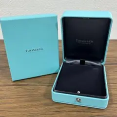 美品 ティファニー バングルケース 空箱 ブレスレット 腕時計ケース