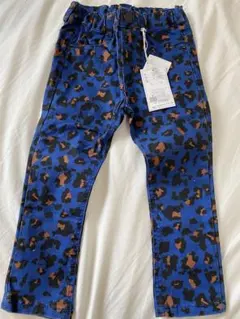 Item thumbnail for item 3966ee45-98c6-439b-94e4-af3cb260df73