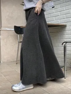 フレアロングスカート