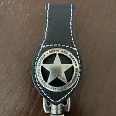 レザーキーホルダー 星型メタル装飾