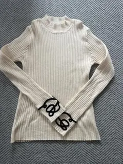forksyコード刺繍ハイネックリブニットプルオー