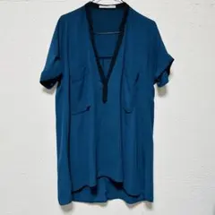 KBF 青 Vネック 半袖シャツ