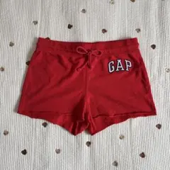 GAP 赤色ショートパンツ　XSサイズ