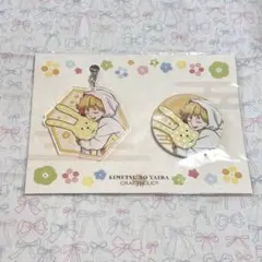 我妻善逸 アクリルキーホルダー 缶バッジのサムネイル