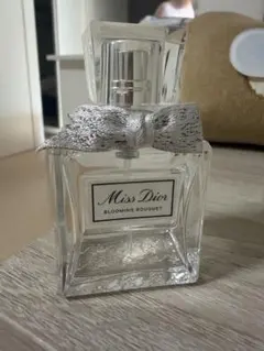 Miss Dior Blooming Bouquet 香水30ml 空瓶1個のサムネイル
