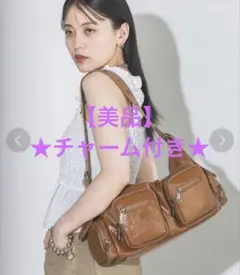 JEANASIS 4ポケットワンショルダーBAG ブラックエナメルY2K