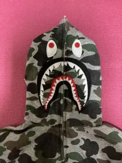 A BATHING APE shark hoodie - メルカリ