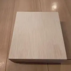 インテリア　木箱の小物入れ