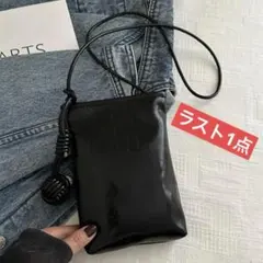 スマホショルダー　ポーチ　ショルダーバッグ　コンパクト　オルチャン　ブラック