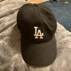 LAロゴ 黒 ベースボールキャップ MLB